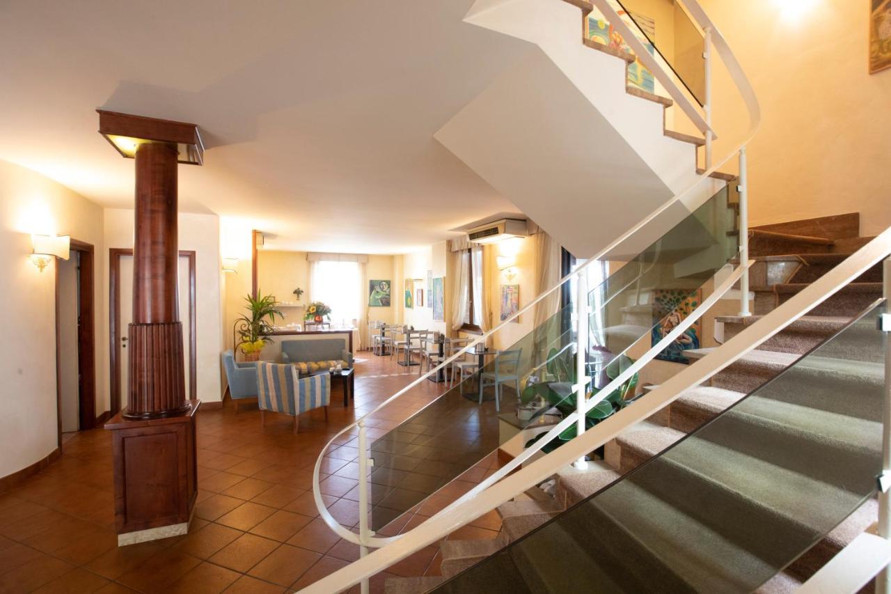 Hotel Arcobaleno Siena Luaran gambar