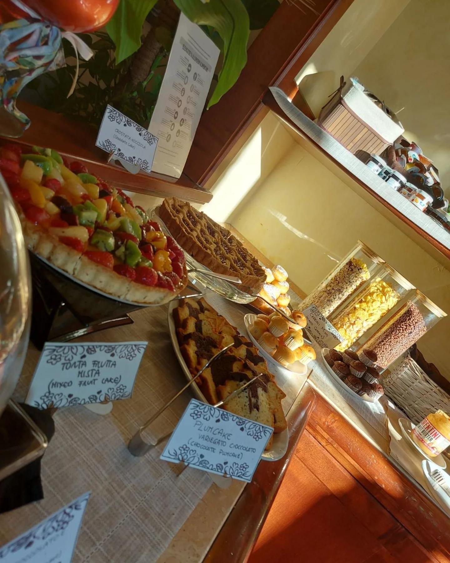Hotel Arcobaleno Siena Luaran gambar