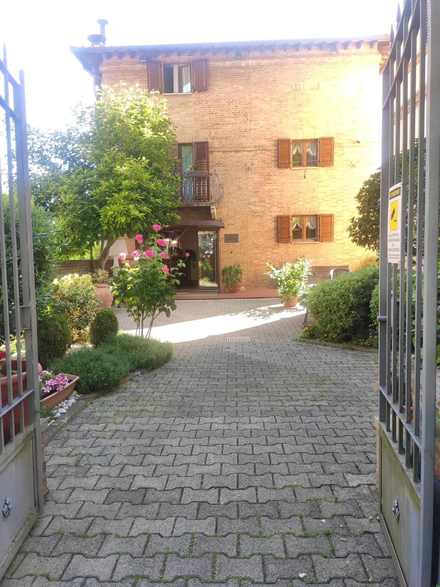 Hotel Arcobaleno Siena Luaran gambar